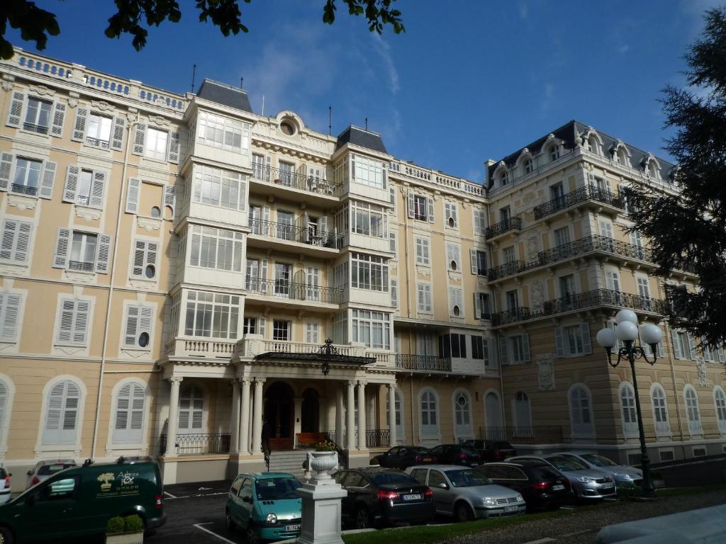 Aparthotel Aux Meubles Du Manoir Aix-les-Bains Exterior foto